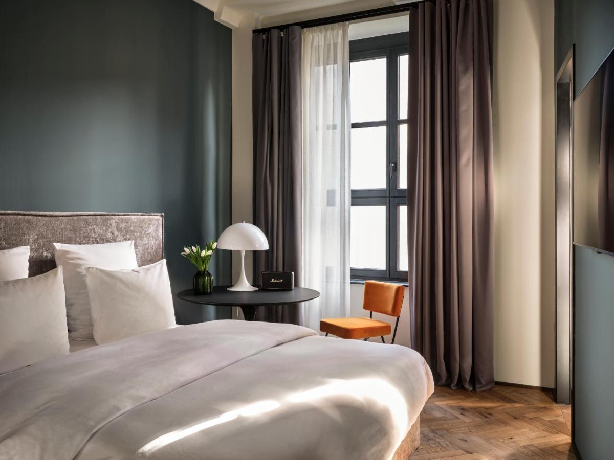 Sly Berlin Ξενοδοχείο Εξωτερικό φωτογραφία Deluxe room