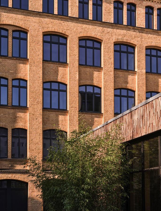 Sly Berlin Ξενοδοχείο Εξωτερικό φωτογραφία The former textile factory