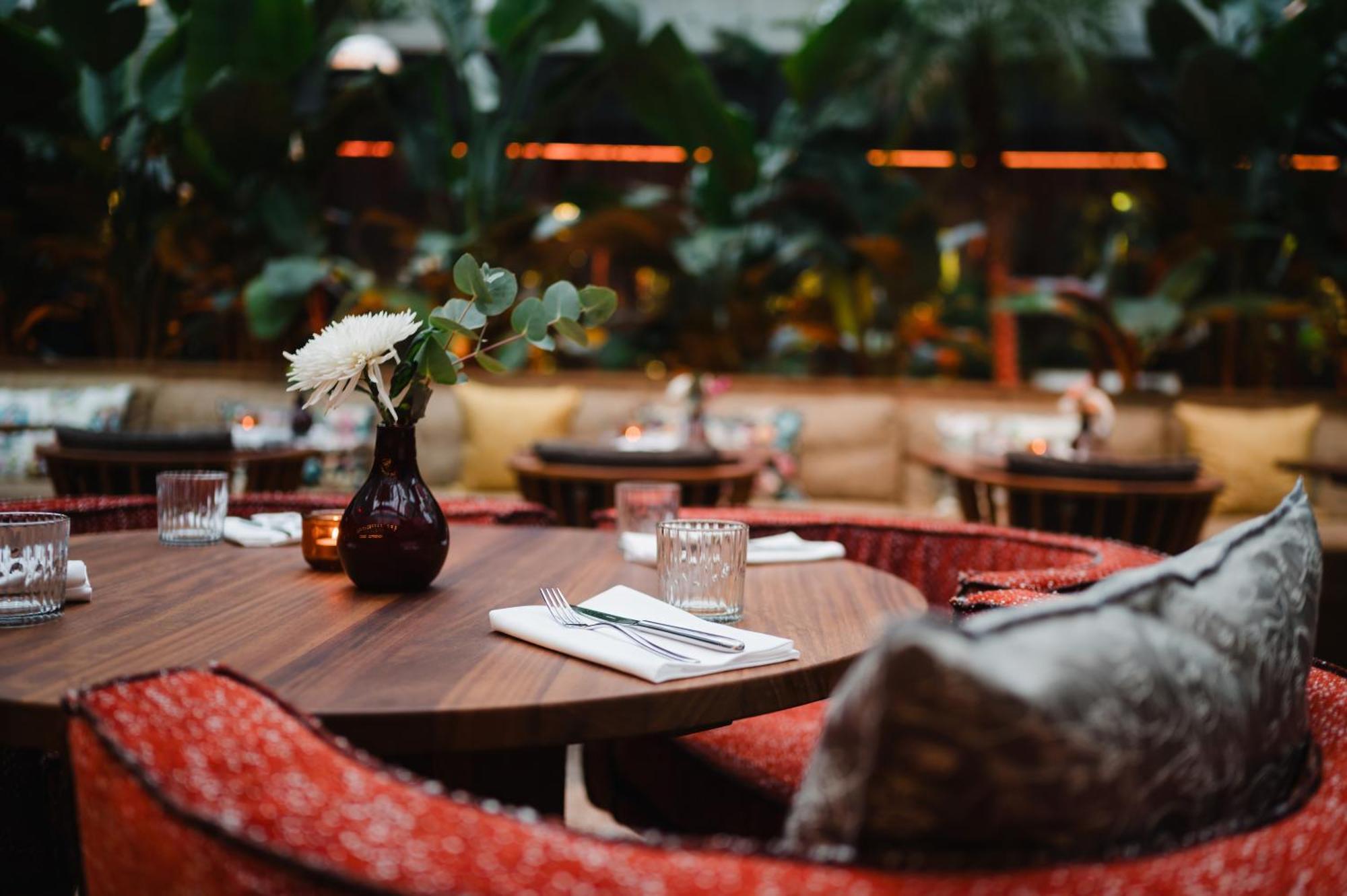 Sly Berlin Ξενοδοχείο Εξωτερικό φωτογραφία Restaurant interior