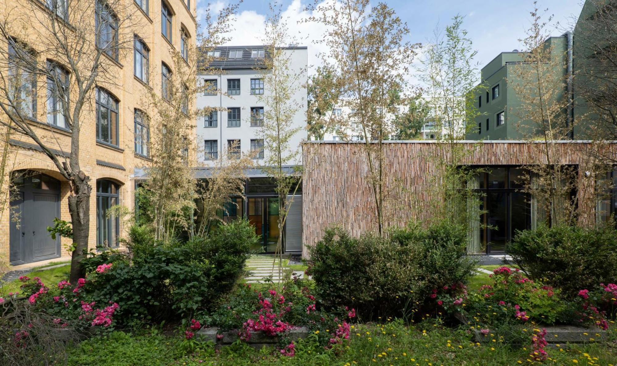 Sly Berlin Ξενοδοχείο Εξωτερικό φωτογραφία The new building of the Institute of Chinese Studies
